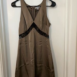 Elegant Brown Sleeveless Dress